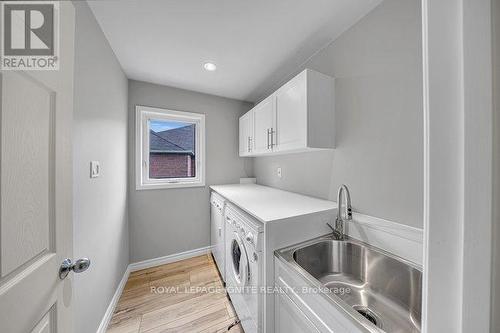 1003 Maury Crescent, Pickering, ON - Indoor Photo Showing Laundry Room