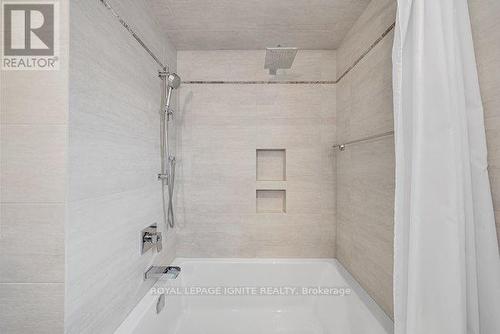 1003 Maury Crescent, Pickering, ON - Indoor
