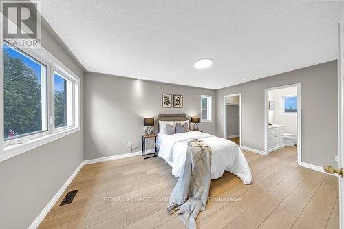 1003 Maury Crescent, Pickering, ON - Indoor Photo Showing Bedroom