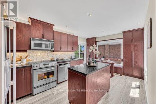 1003 Maury Crescent, Pickering, ON - Indoor Photo Showing Kitchen With Stainless Steel Kitchen
