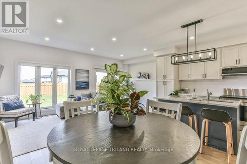 6682 Hayward Drive, London South (South V), ON - Indoor Photo Showing Dining Room