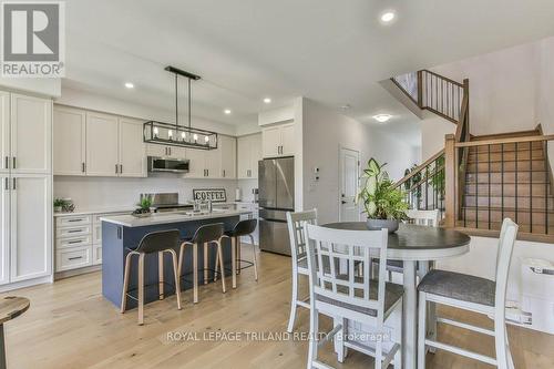 6682 Hayward Drive, London South (South V), ON - Indoor