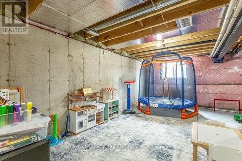 6682 Hayward Drive, London South (South V), ON - Indoor Photo Showing Basement