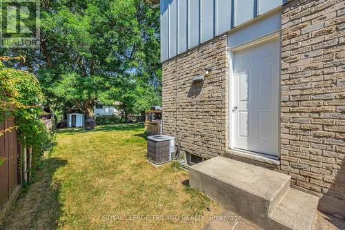 1767 Aldersbrook Road, London North (North F), ON - Outdoor