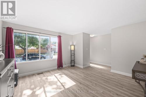 1767-1769 Aldersbrook Road, London North (North F), ON - Indoor