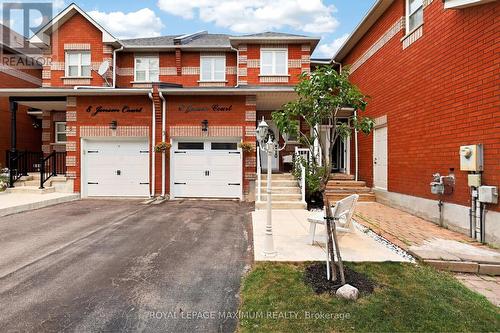 6 JENSEN COURT  Vaughan, ON L6A 2T6