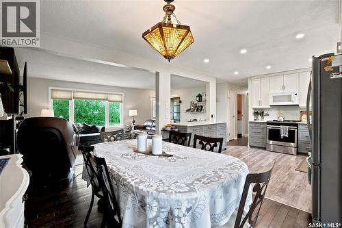 1313 Prince Crescent, Moose Jaw, SK - Indoor Photo Showing Dining Room
