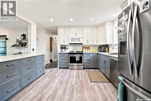 1313 Prince Crescent, Moose Jaw, SK - Indoor Photo Showing Kitchen