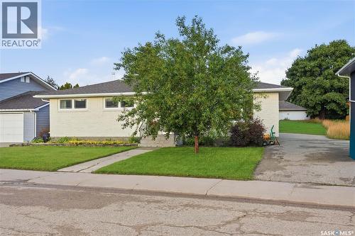 1313 Prince Crescent, Moose Jaw, SK - Outdoor