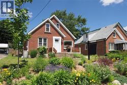784 ELIZABETH Street  Kitchener, ON N2H 6H5
