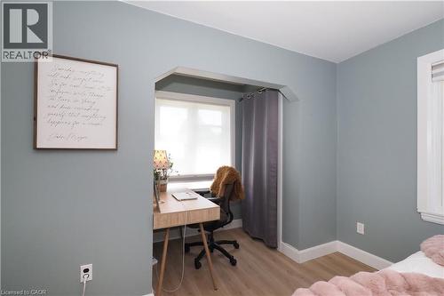 784 Elizabeth Street, Kitchener, ON - Indoor Photo Showing Bedroom