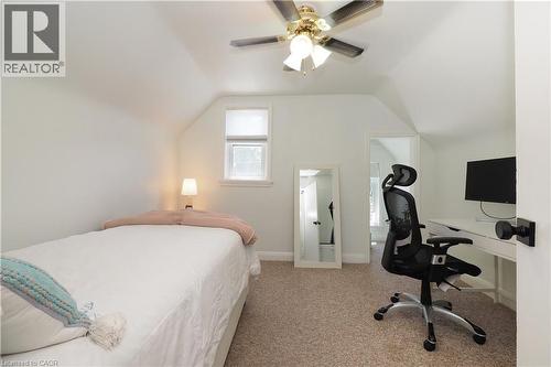 784 Elizabeth Street, Kitchener, ON - Indoor Photo Showing Bedroom