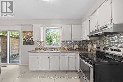 1769 Aldersbrook Road, London North (North F), ON - Indoor Photo Showing Kitchen With Double Sink
