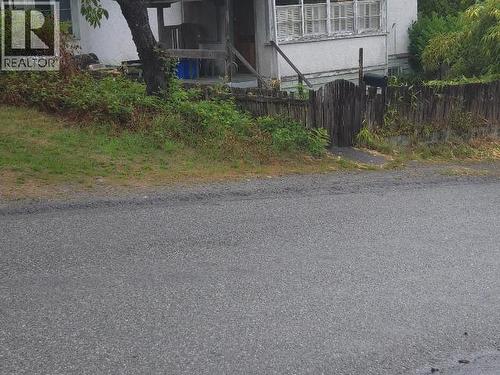 6889 DRAKE STREET  Powell River, BC V8A 3Y3
