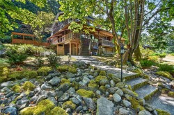 1597 Starbuck Lane Gabriola Island, BC V0R 1X5
