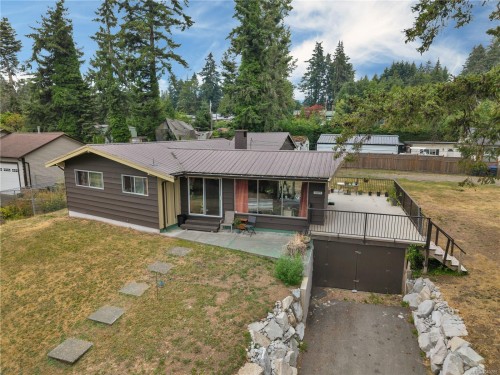3479 Fraser Rd, Courtenay, BC 