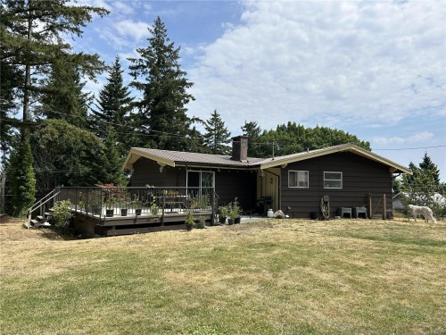 3479 Fraser Rd, Courtenay, BC 