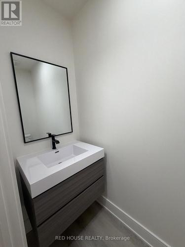 131 Everett Common, St. Catharines, ON - Indoor Photo Showing Bathroom