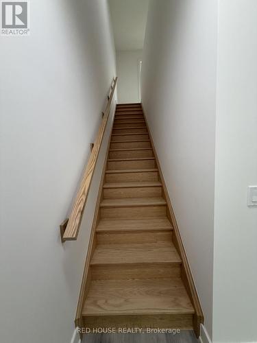 131 Everett Common, St. Catharines, ON - Indoor Photo Showing Other Room