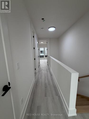 131 Everett Common, St. Catharines, ON - Indoor Photo Showing Other Room