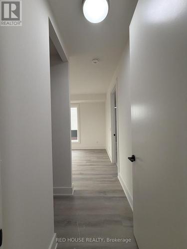 131 Everett Common, St. Catharines, ON - Indoor Photo Showing Other Room