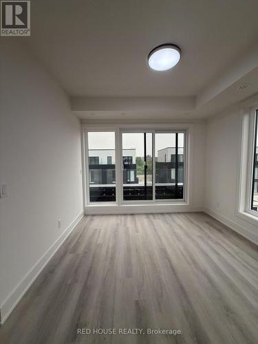 131 Everett Common, St. Catharines, ON - Indoor Photo Showing Living Room