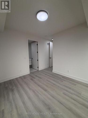 131 Everett Common, St. Catharines, ON - Indoor Photo Showing Other Room