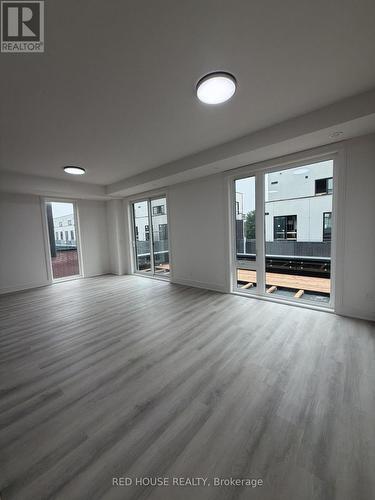 131 Everett Common, St. Catharines, ON - Indoor
