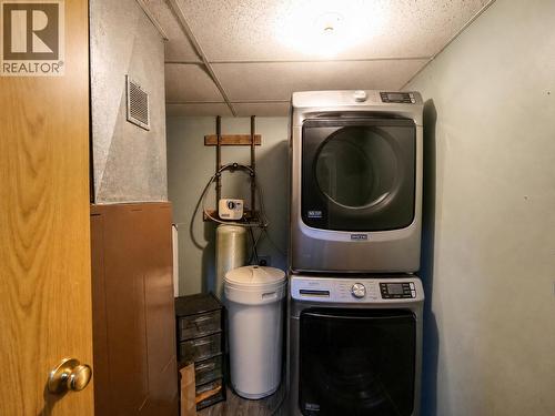 3482 Kirkham Road, Quesnel, BC - Indoor Photo Showing Laundry Room