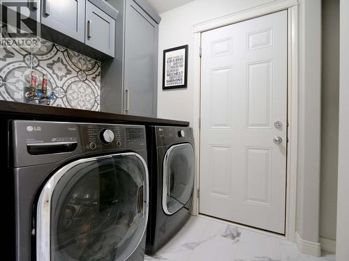 1551 View Drive, Quesnel, BC - Indoor Photo Showing Laundry Room