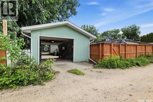 80 Cameron Crescent, Regina, SK - Outdoor