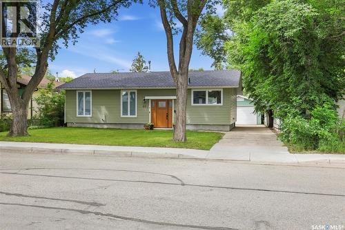 80 Cameron Crescent, Regina, SK - Outdoor