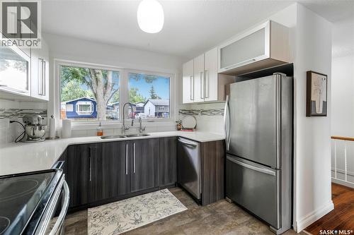 80 Cameron Crescent, Regina, SK - Indoor Photo Showing Kitchen With Double Sink