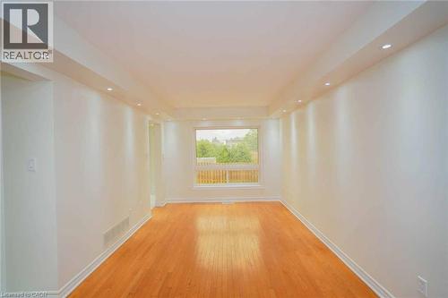 18 Heritage Drive, Guelph, ON - Indoor Photo Showing Other Room
