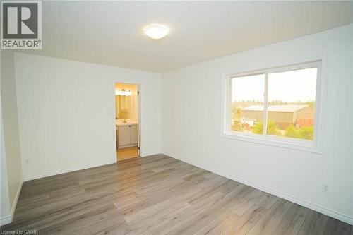 18 Heritage Drive, Guelph, ON - Indoor Photo Showing Other Room