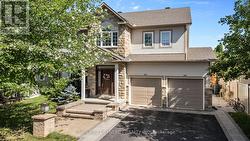 532 LANDSWOOD WAY Ottawa, ON K2S 0A6