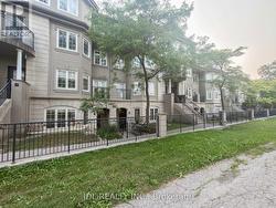 C17 - 108 FINCH AVENUE W Toronto, ON M2N 6W6
