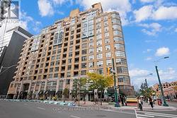 819 - 438 RICHMOND STREET W Toronto, ON M5V 3S6