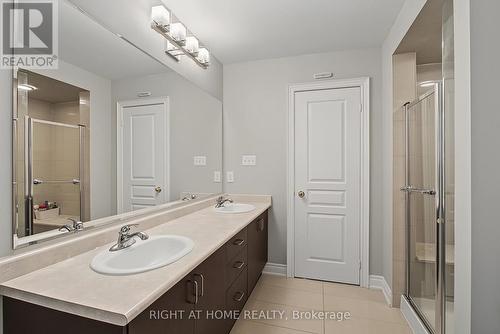 3190 Southwind Road, Mississauga, ON - Indoor Photo Showing Bathroom