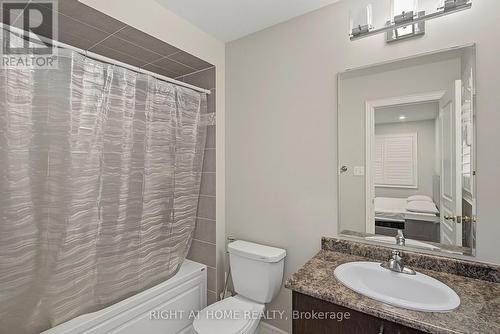 3190 Southwind Road, Mississauga, ON - Indoor Photo Showing Bathroom