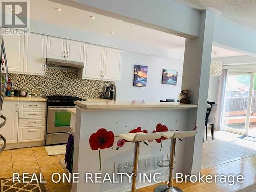 3130 Cabano Crescent, Mississauga, ON - Indoor Photo Showing Kitchen
