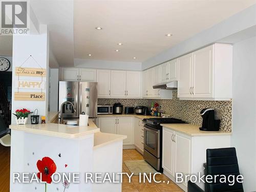3130 Cabano Crescent, Mississauga, ON - Indoor Photo Showing Kitchen