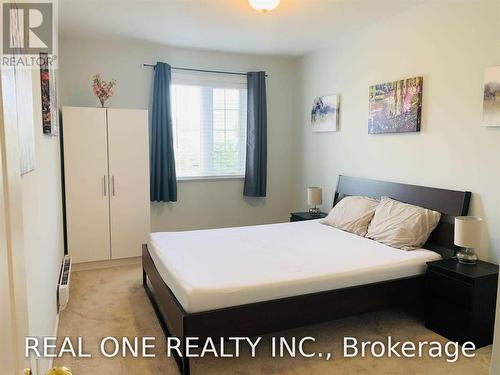 3130 Cabano Crescent, Mississauga, ON - Indoor Photo Showing Bedroom