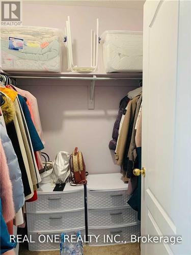 3130 Cabano Crescent, Mississauga, ON - Indoor With Storage