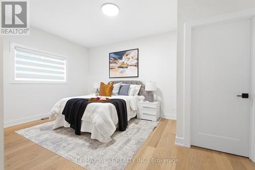 3163 Rolling Stone Court, Mississauga, ON - Indoor Photo Showing Bedroom