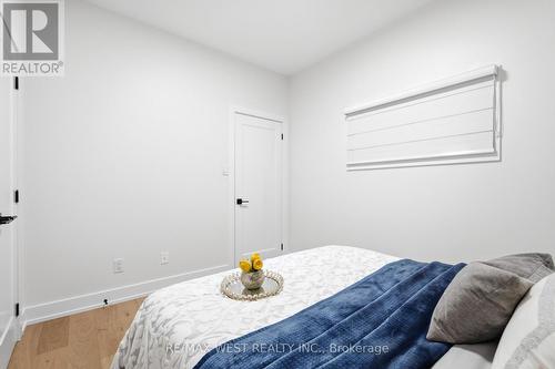 3163 Rolling Stone Court, Mississauga, ON - Indoor Photo Showing Bedroom