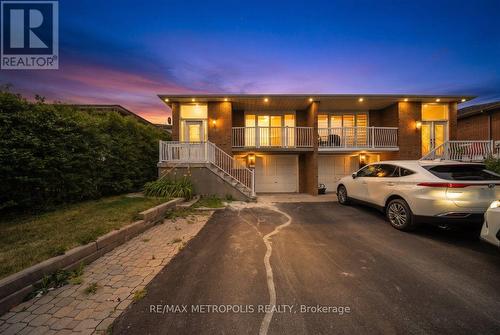 39 JELLICOE CRESCENT  Brampton, ON L6S 3H7
