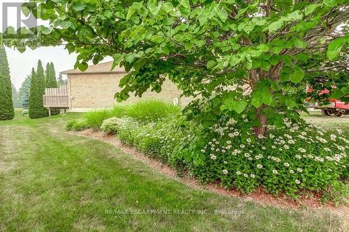 109 - 20 Isherwood Avenue, Cambridge, ON - Outdoor