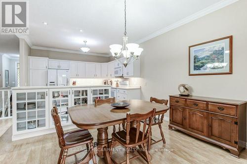 109 - 20 Isherwood Avenue, Cambridge, ON - Indoor Photo Showing Dining Room