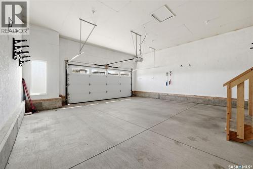 4354 Green Olive Way E, Regina, SK - Indoor Photo Showing Garage